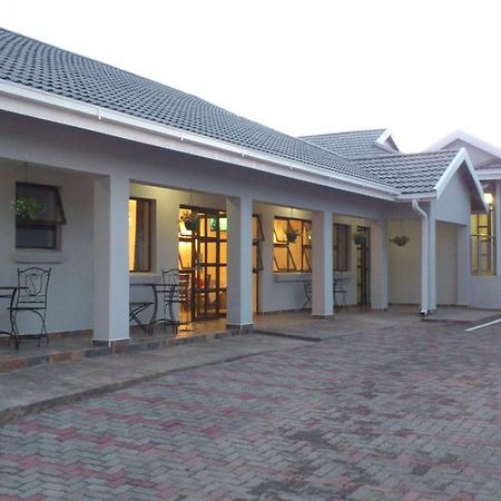 Tribute Guest House Matala Масеру Экстерьер фото
