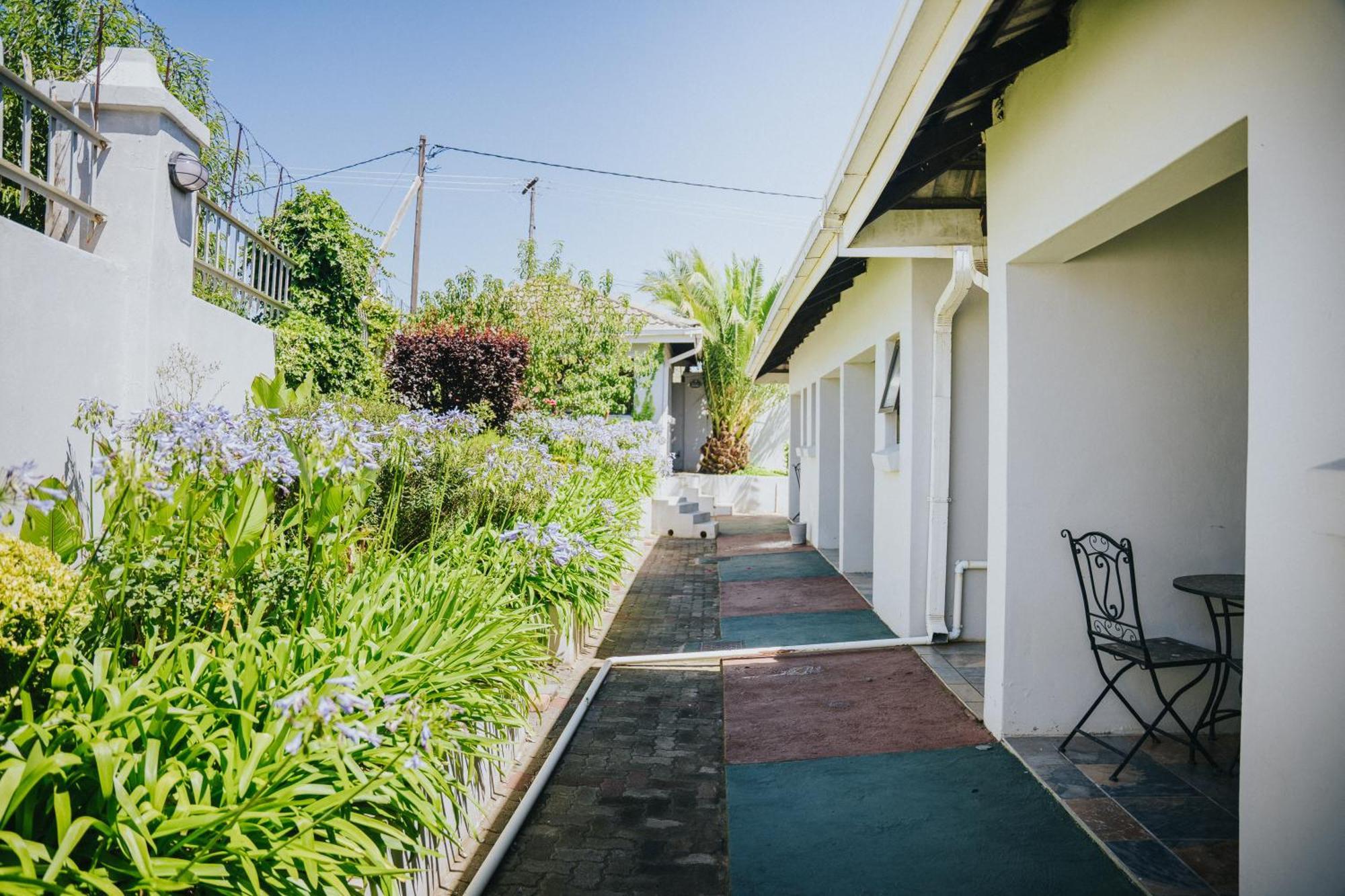 Tribute Guest House Matala Масеру Экстерьер фото
